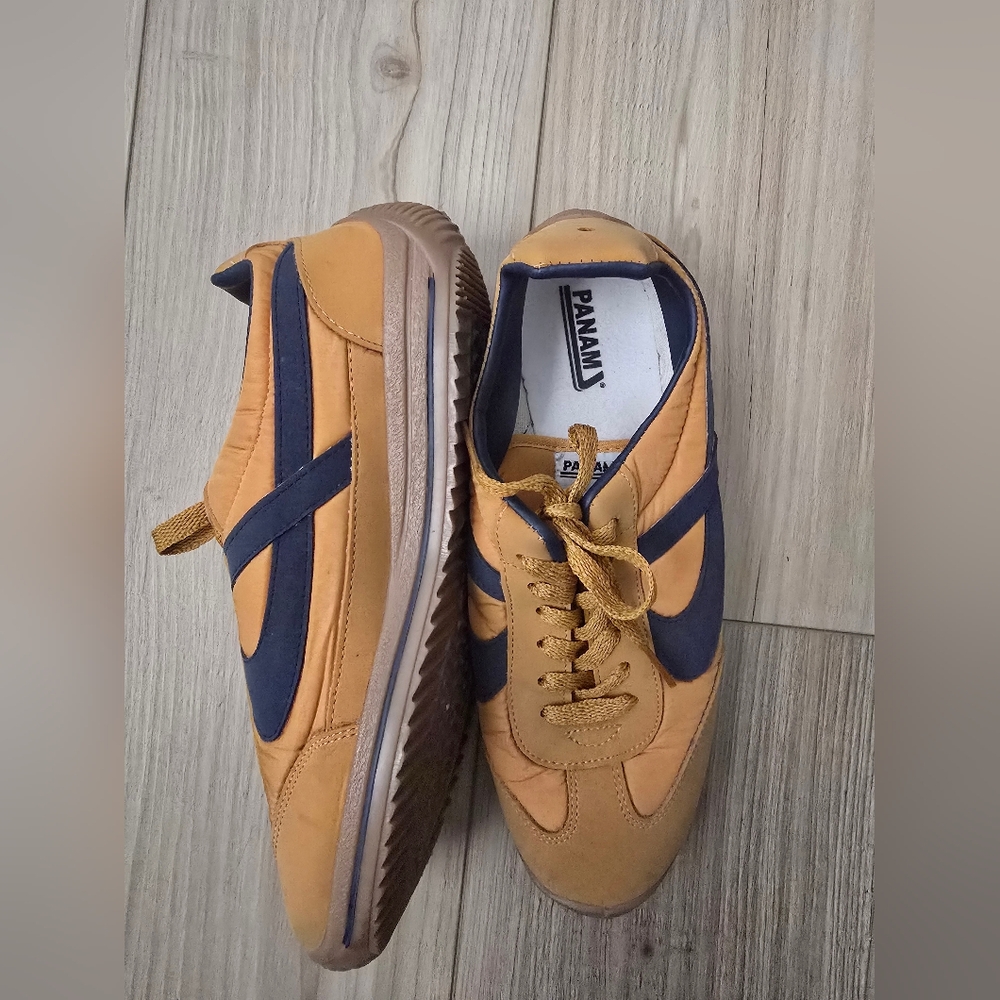 Men's Tan and Blue Sneakers